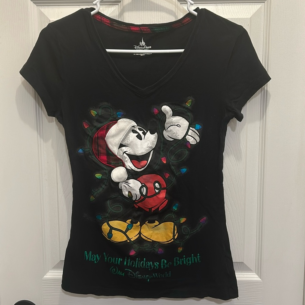 DISNEY Black Graphic Christmas T-Shirt Women’s SIZE: Small